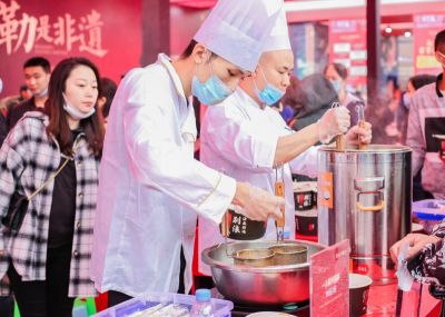 莊河開火鍋加盟店，可以這樣抓住顧客心思！