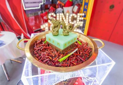 二連浩特開(kāi)火鍋加盟店，怎樣發(fā)揮品類(lèi)優(yōu)勢(shì)？