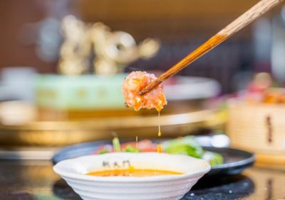 涪陵開(kāi)火鍋加盟店，如何選擇火鍋底料？