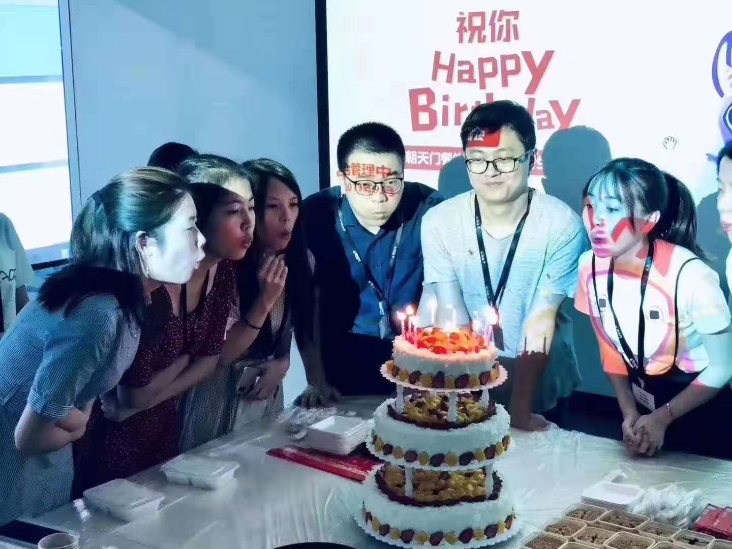 九月生日會(huì)遇上中秋宴，雙倍關(guān)懷雙倍幸福！