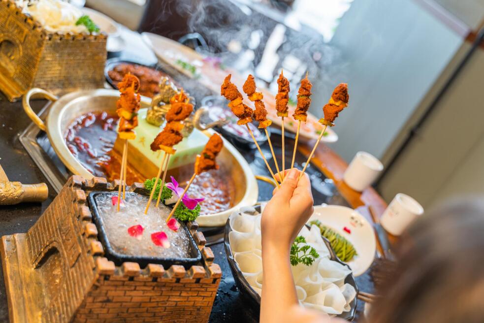 耒陽開火鍋加盟店，如何低成本運(yùn)營？