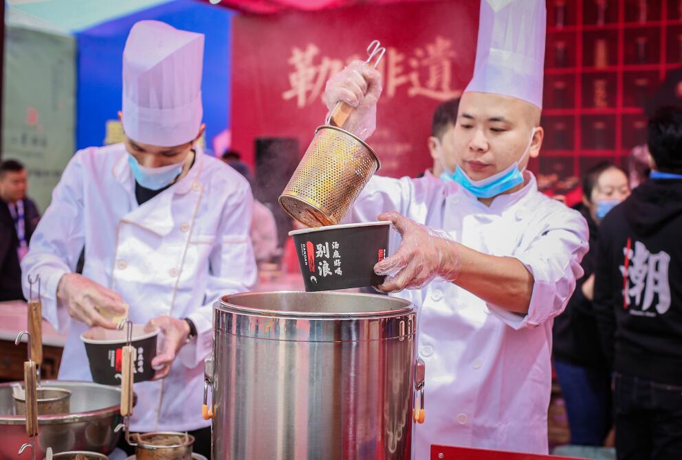 如何讓出色的服務(wù)為你的火鍋店加分？