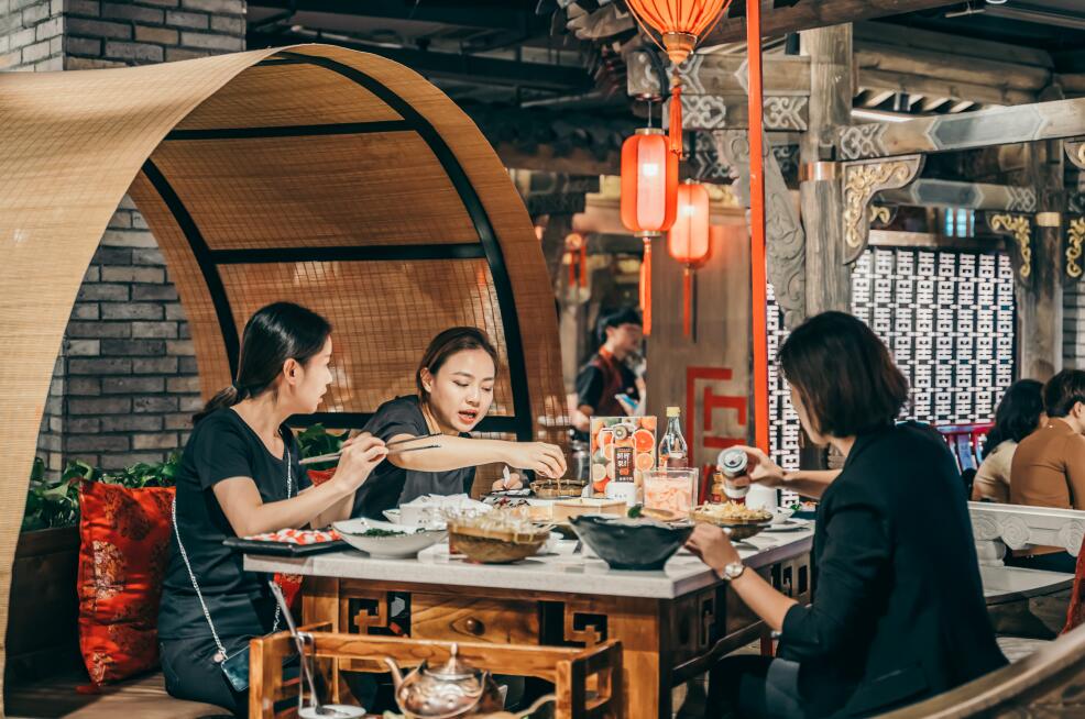 天門開火鍋加盟店，如何節(jié)省投資成本？