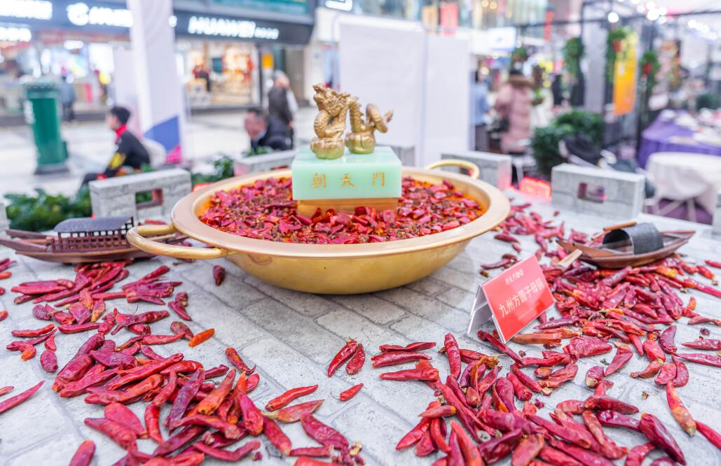 重慶特色火鍋加盟，要重點(diǎn)關(guān)注哪些內(nèi)容？