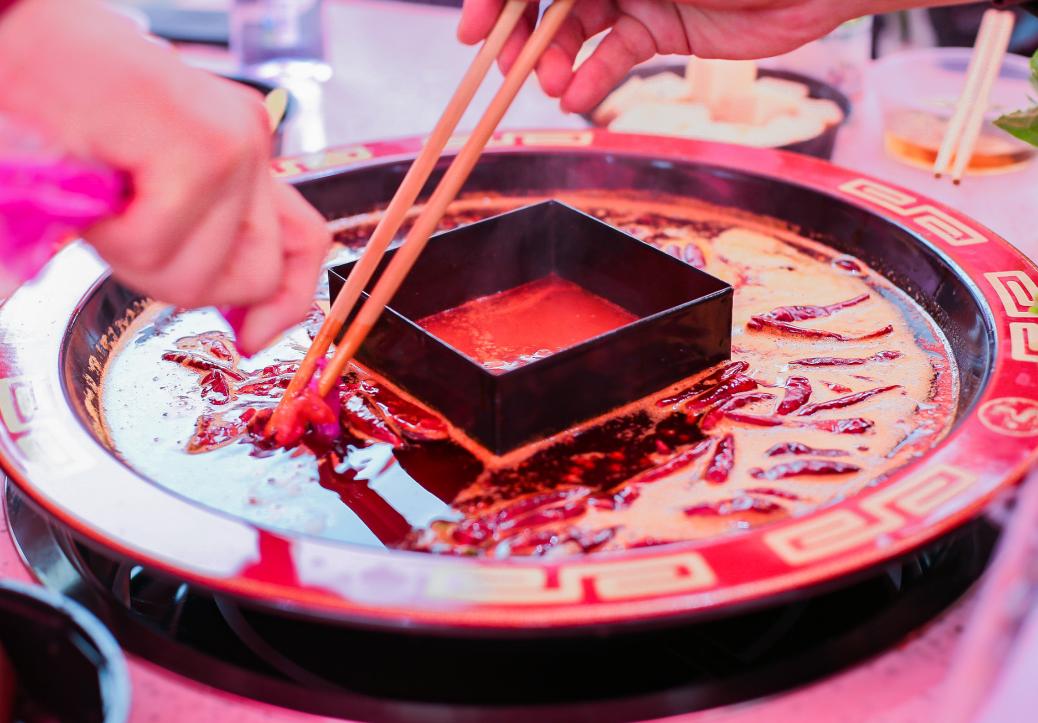 朝天門(mén)火鍋是重慶老字號(hào)嗎？味道驚艷嗎？