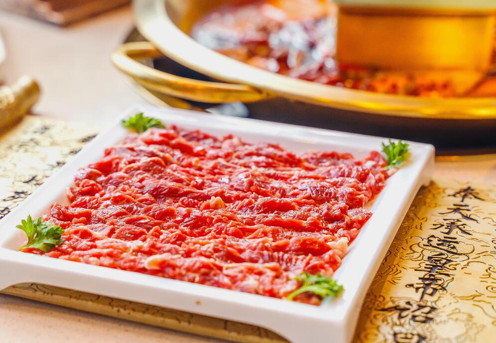 2022年開(kāi)一家火鍋店如何實(shí)現(xiàn)彎道超車(chē)？