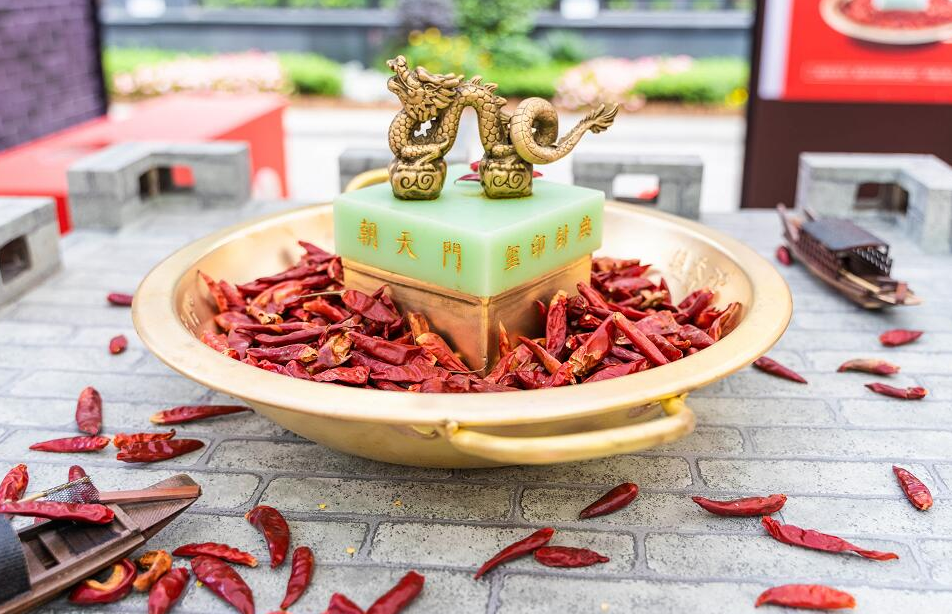 現(xiàn)代餐飲中還有什么比火鍋未來發(fā)展好？