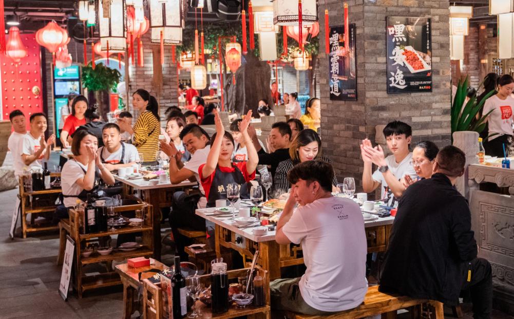打造年輕人喜愛火鍋店，這三大思路，值得參考！