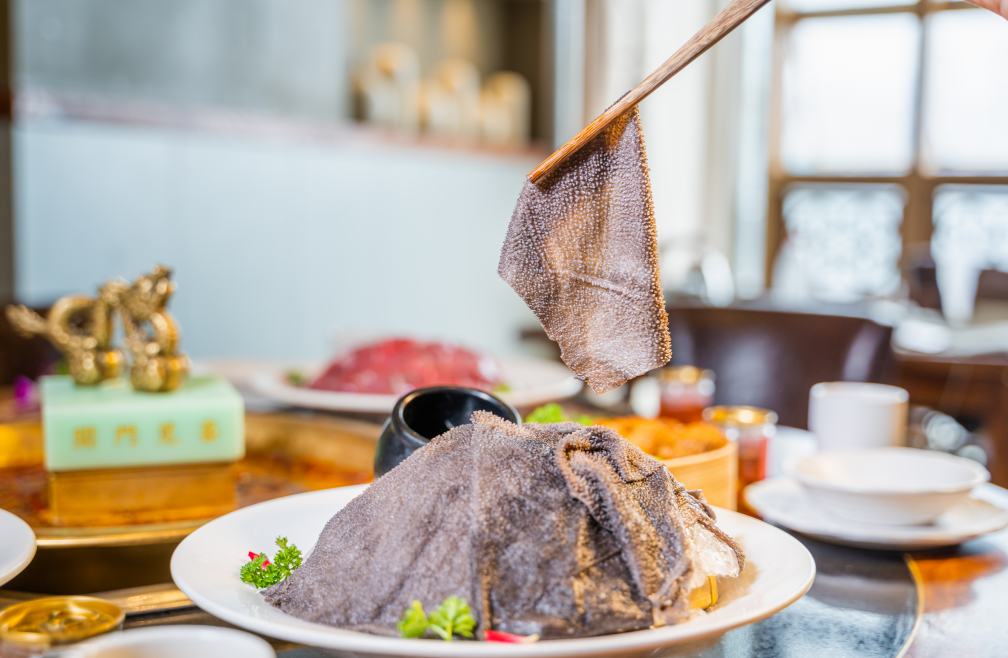 重慶火鍋必點三件套，加盟店賣斷貨！