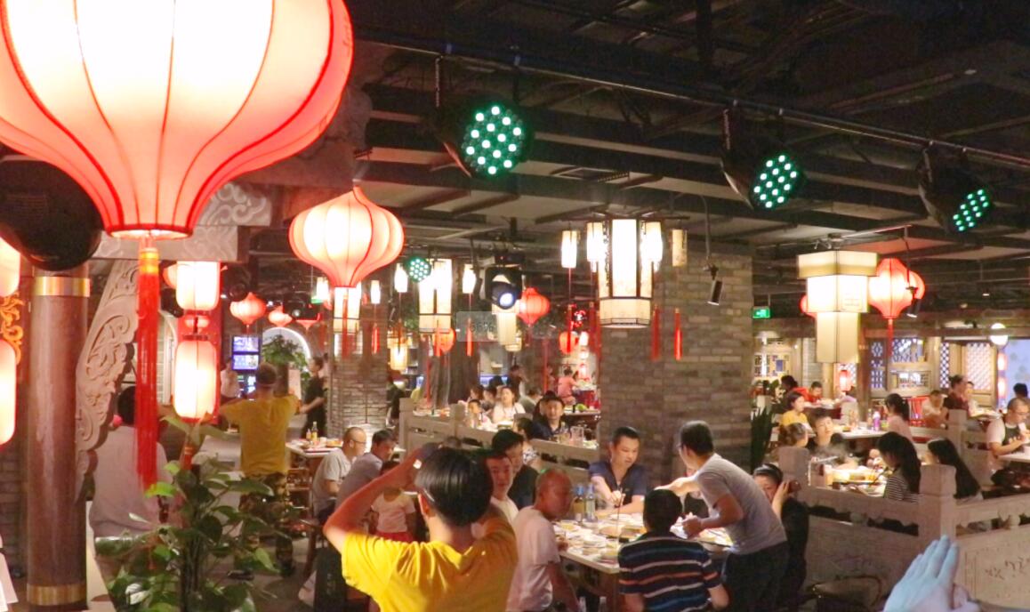 重慶火鍋加盟店，秋冬推薦菜品，生意全靠它！